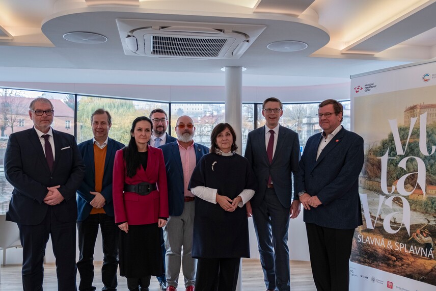 Tisková konference k projektu VLTAVA slavná a splavná Tisková konference k projektu VLTAVA slavná a splavná